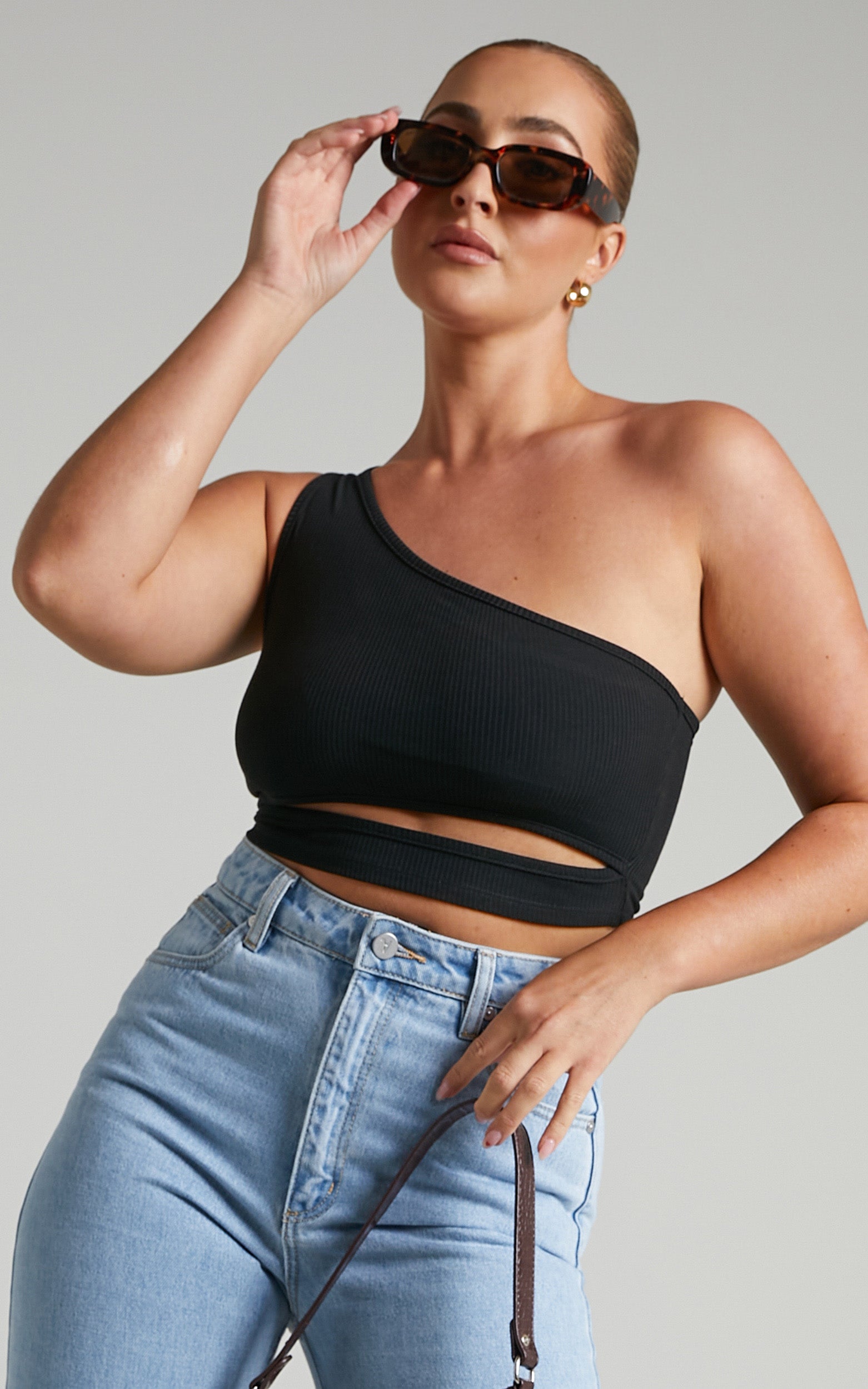 Joellyn Top - Asymmetric Front Cut Out Ribbed Crop Tank in Black