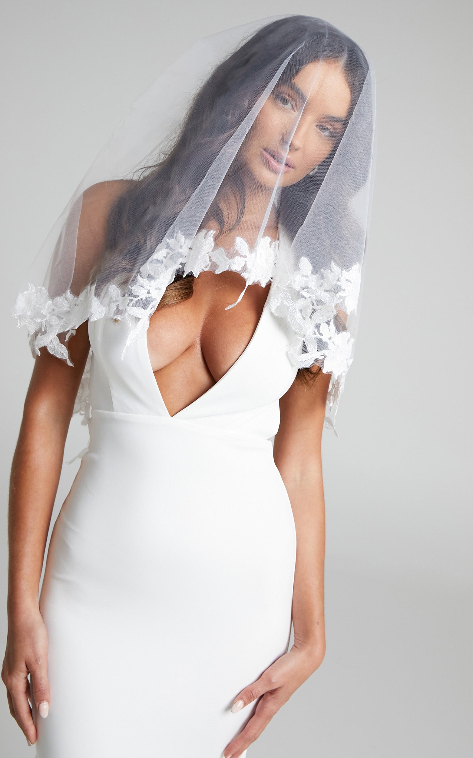 Darling Veil in White