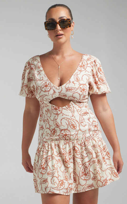 Nazeli Mini Dress - Linen Look Cut Out Puff Sleeve Linen Dress in Chocolate Paisley