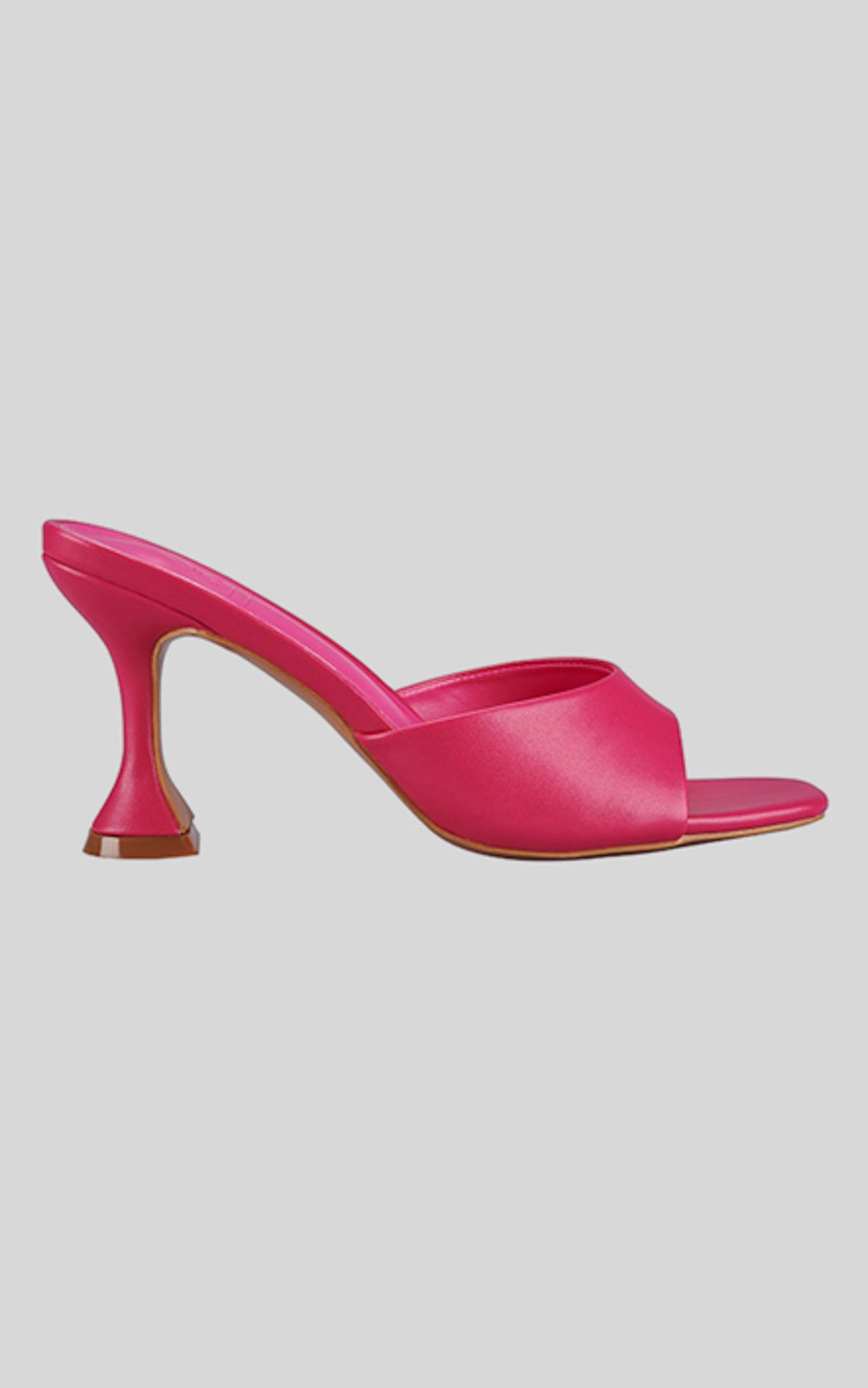 St Sana - Palermo Mule in Hot Pink