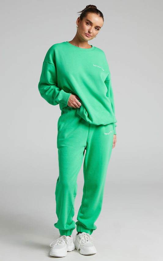 Sunday Society Club - Mid Waisted Maddie Sweatpants in Apple Green