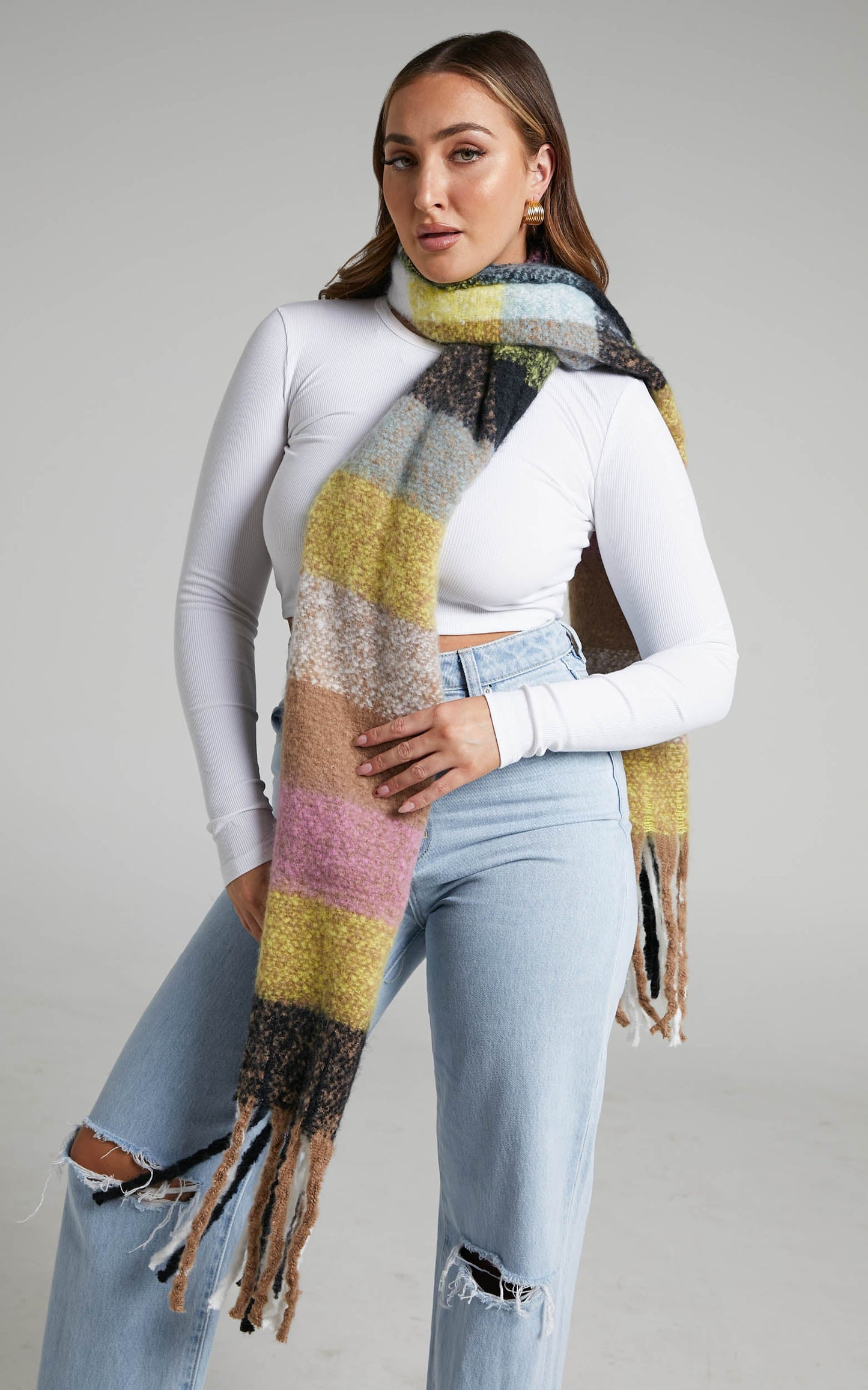 Theoris Check Scarf in Multi