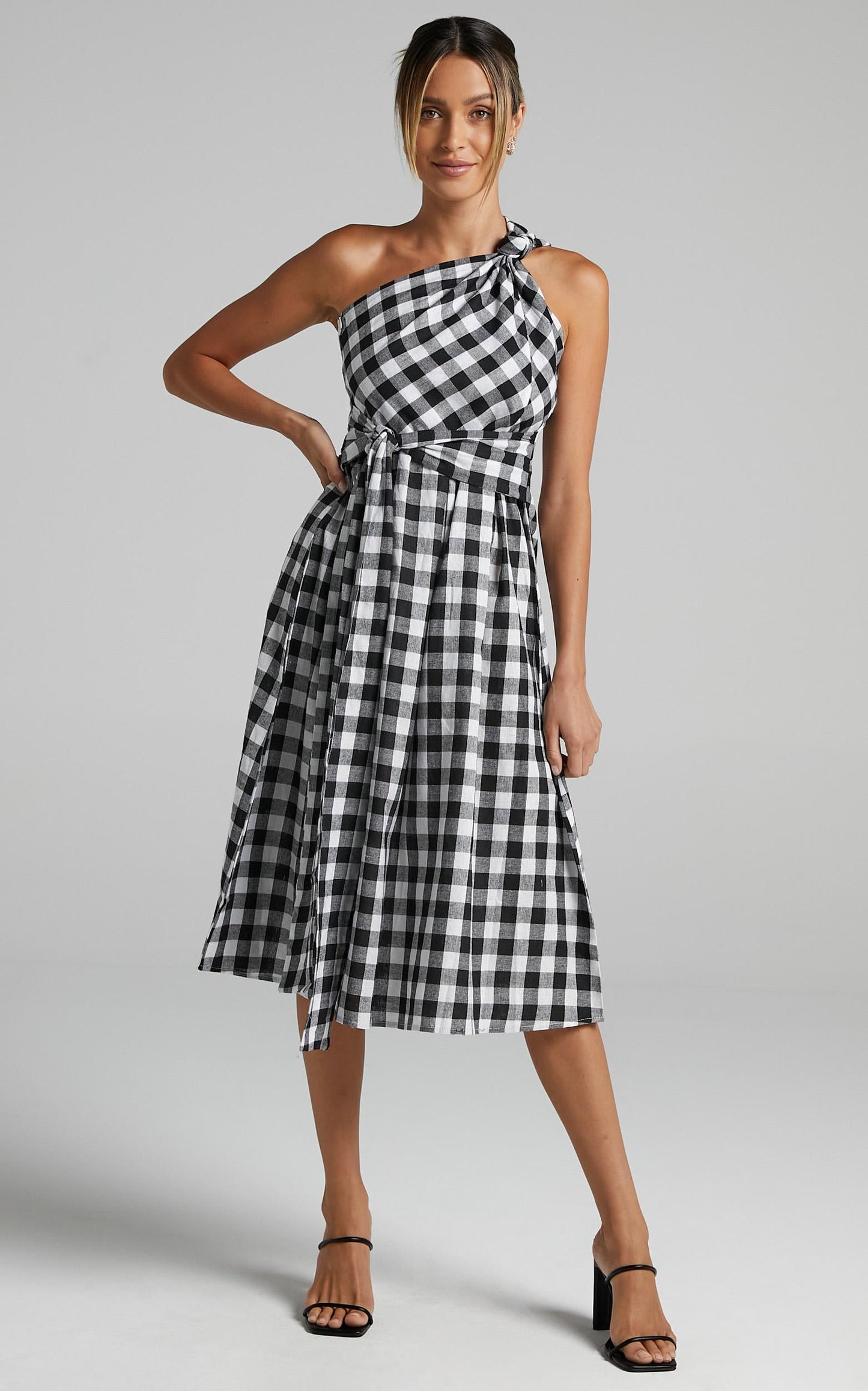 Lakeyn Dress in Black Gingham