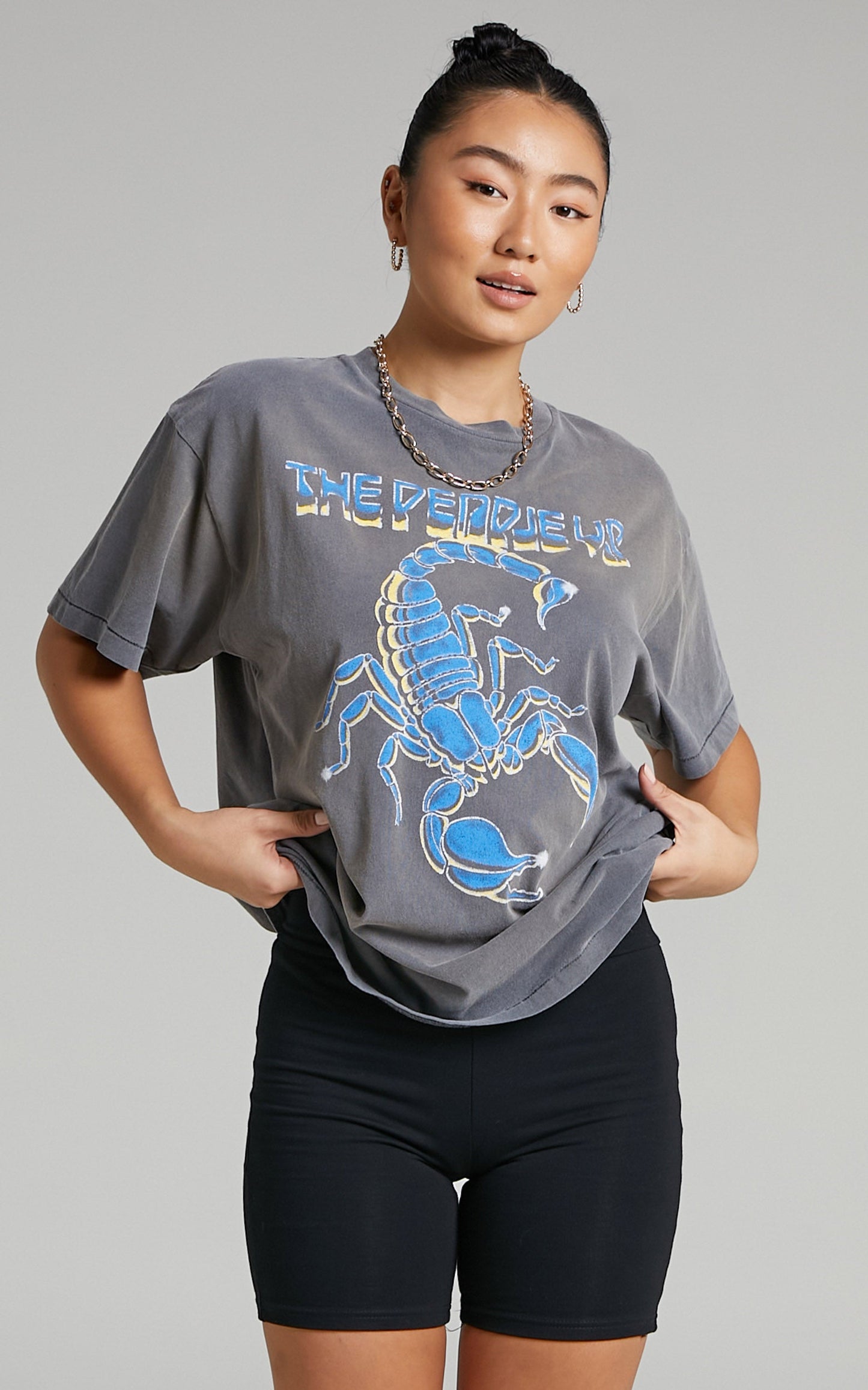 The People Vs - Scorpion Boyfriend Tee in Smashed Black