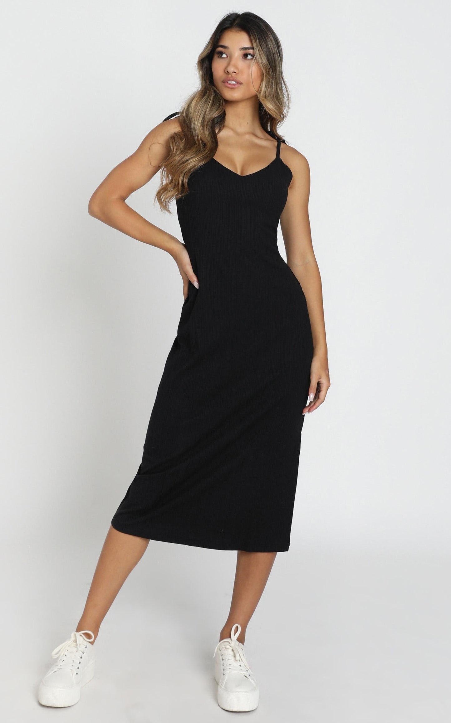 Wont Look Back Dress In Black