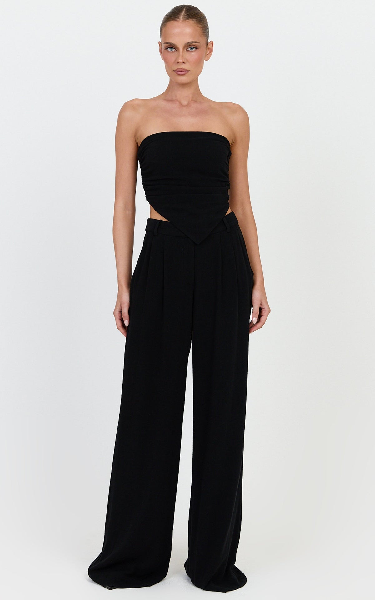 Norma Hose – Weite Leinenhose mit hohem Bund in Schwarz