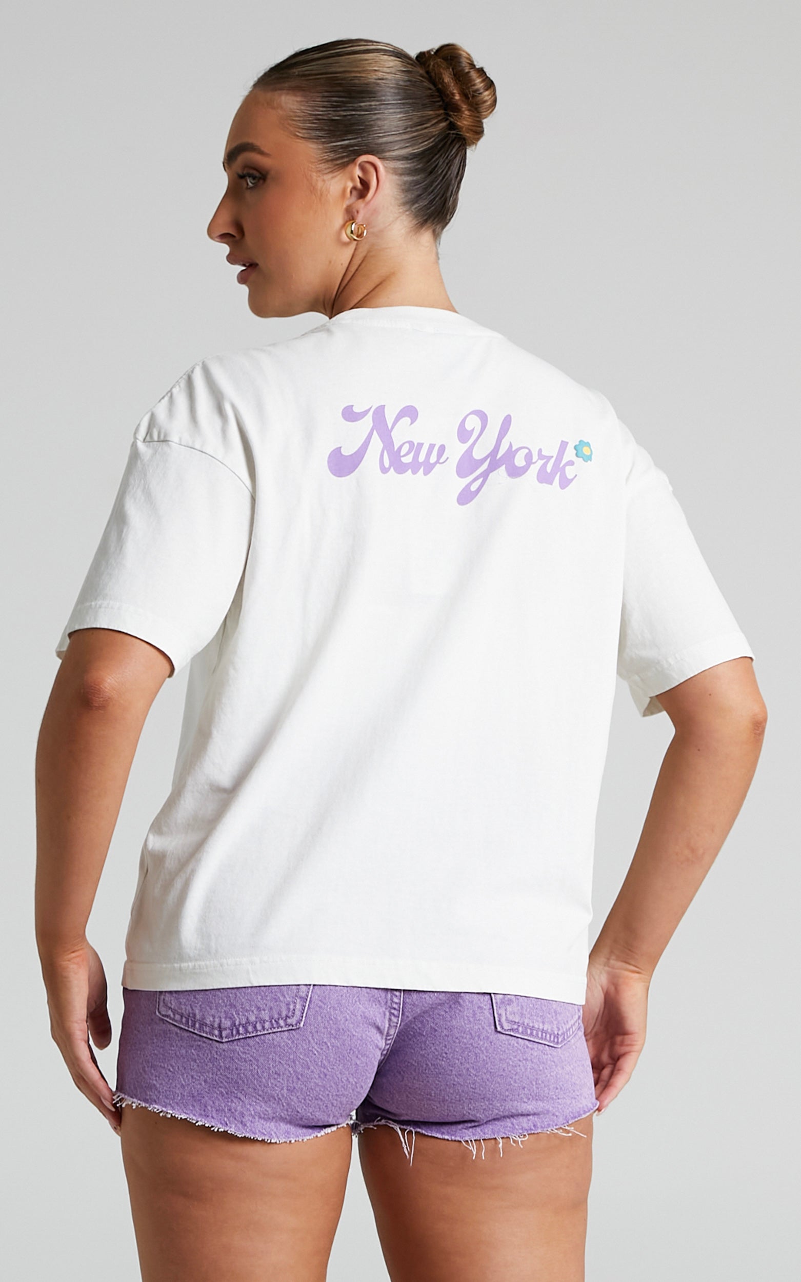Majestic - Yankees Bespoke Boxy Tee in Vintage White