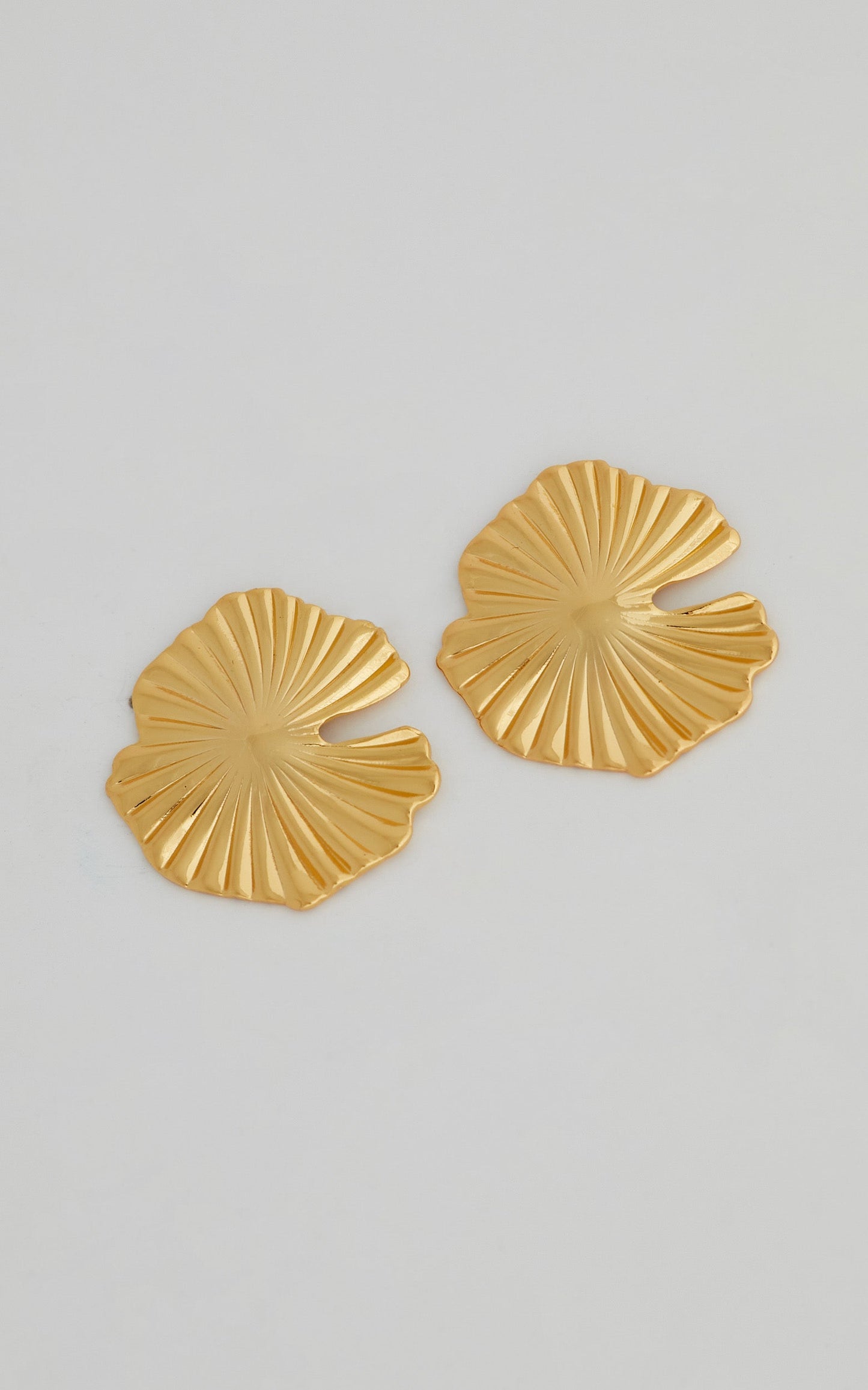 Nevada Earrings in Gold