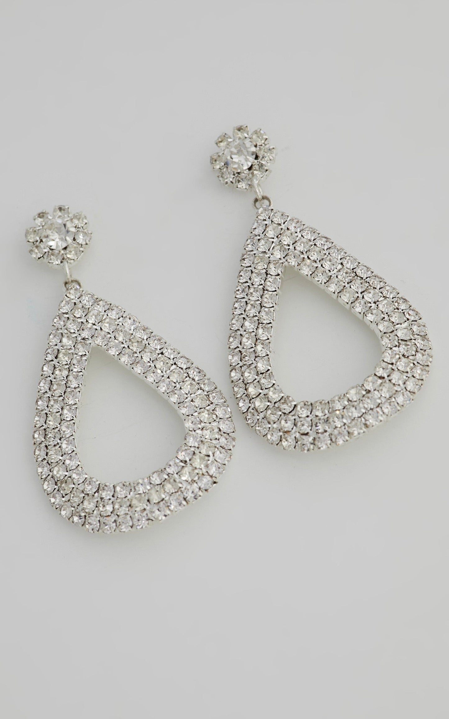 Parrisa Drop Earrings in Diamante