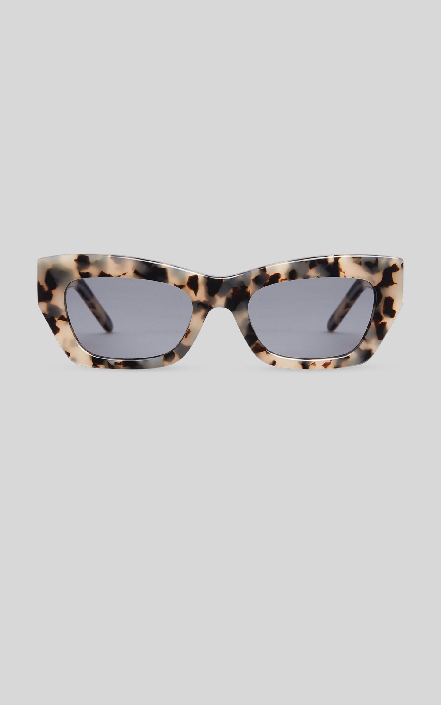 Banbe Eyewear - The Kerr in Blonde Tort-Smoke