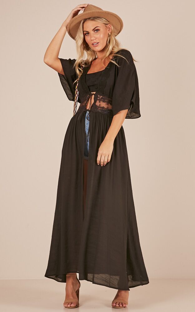 Truth And Lies Kimono In Black