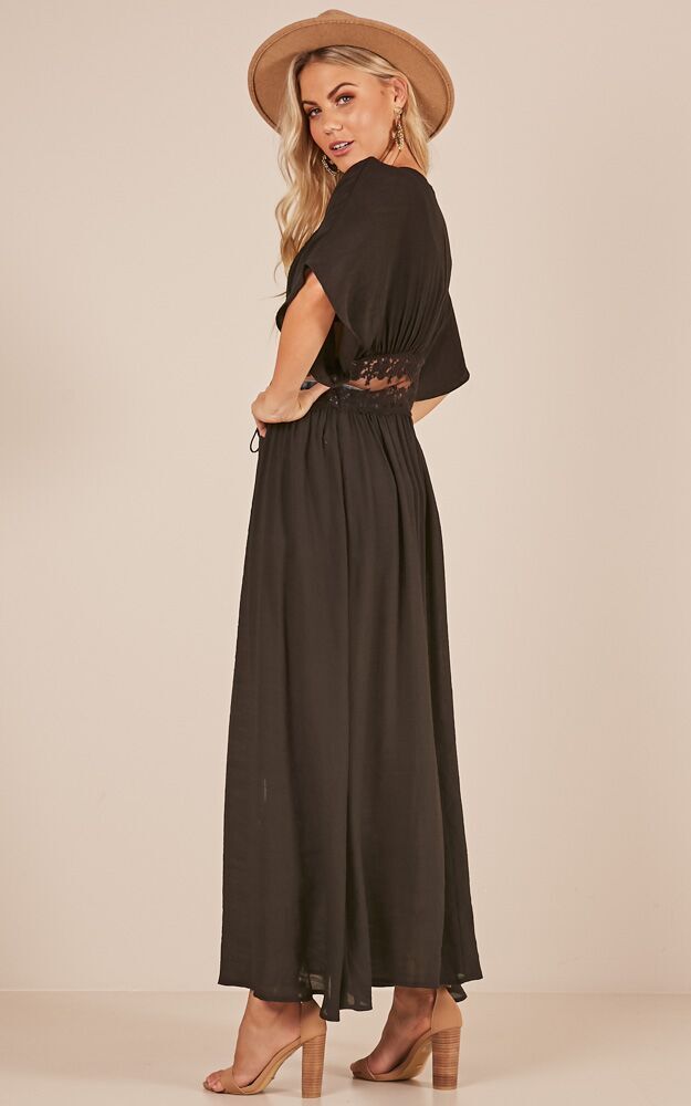 Truth And Lies Kimono In Black
