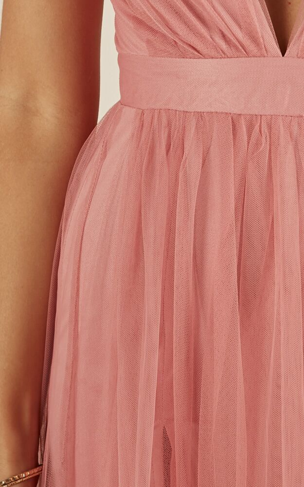 Celebrate Tonight Maxi Dress In Dusty Pink