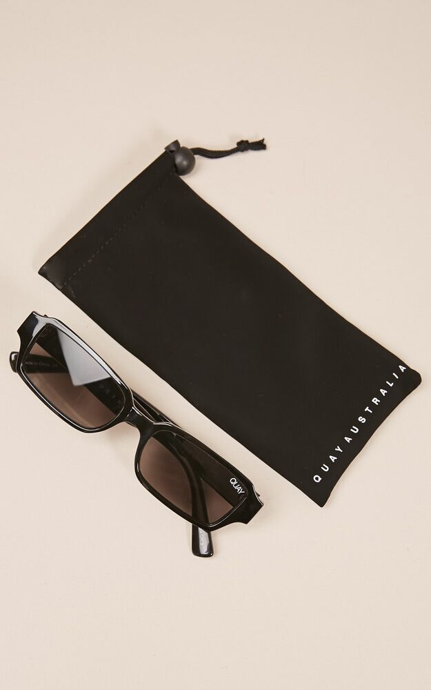 Quay - Strange Love sunglasses in black