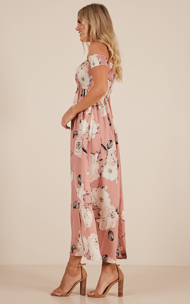 Daytime Dancer Maxi Dress In Dusty Pink Floral