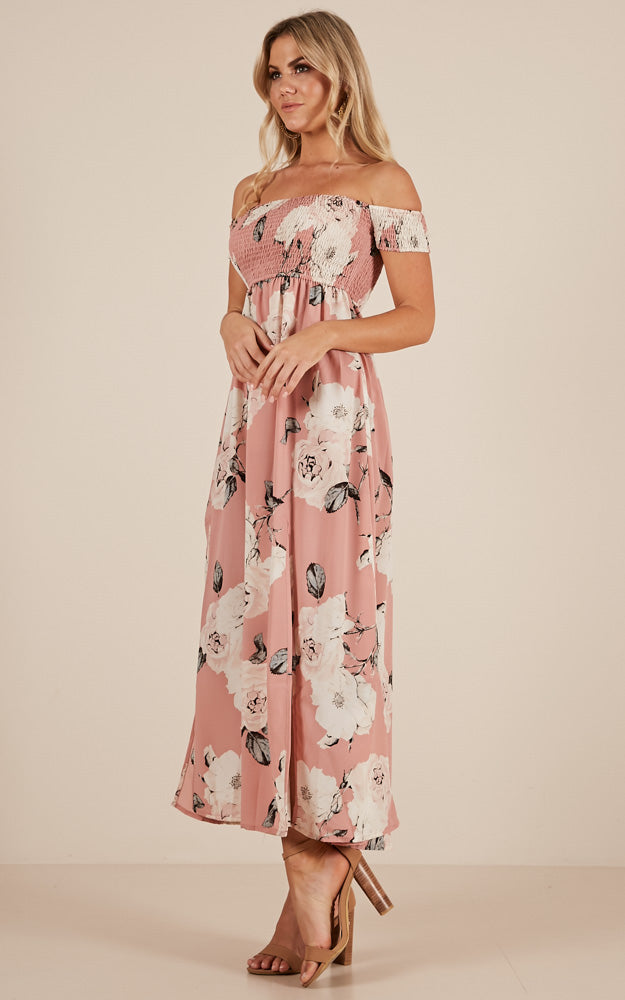 Daytime Dancer Maxi Dress In Dusty Pink Floral