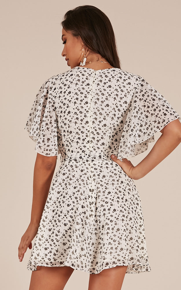 Blossom Tree Dress In White Floral