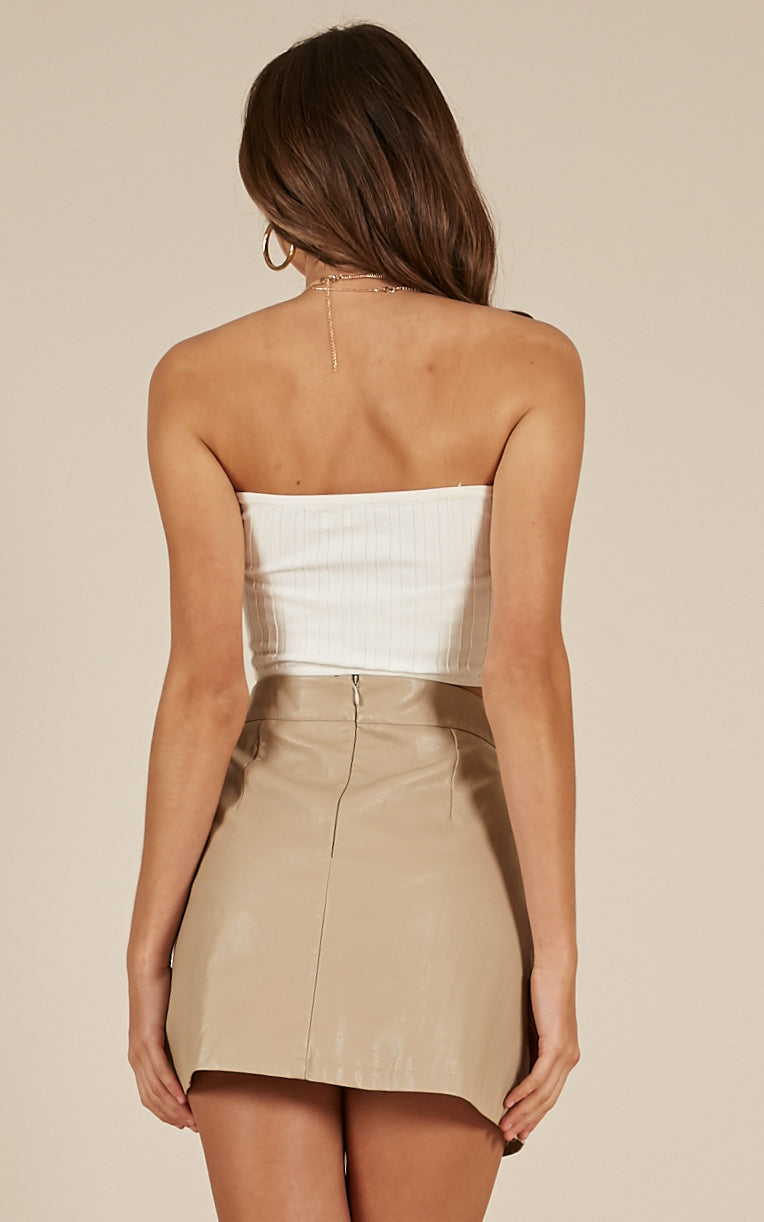 Tongue Tied Skirt In Beige