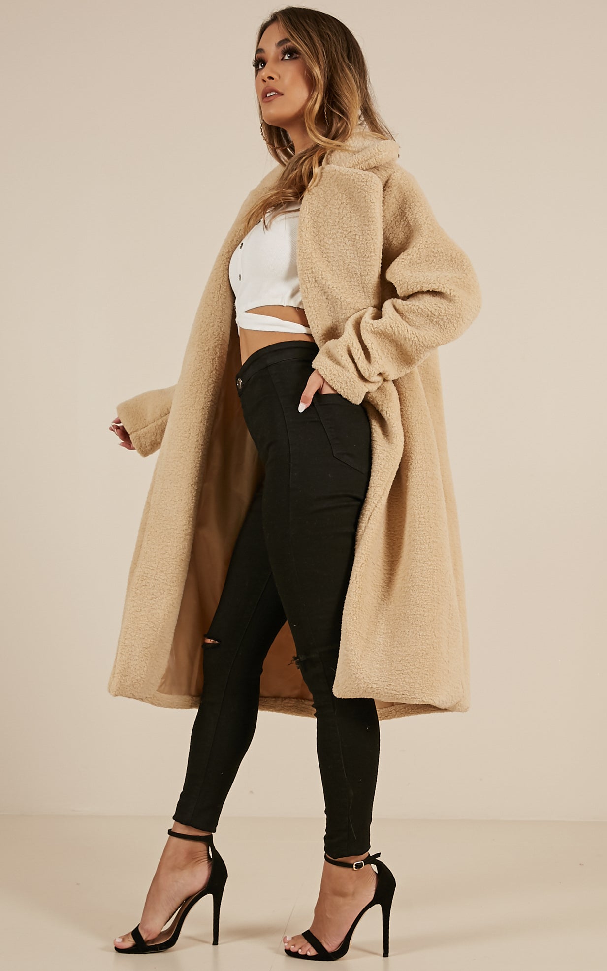 Reach Up High Coat In Beige Teddy