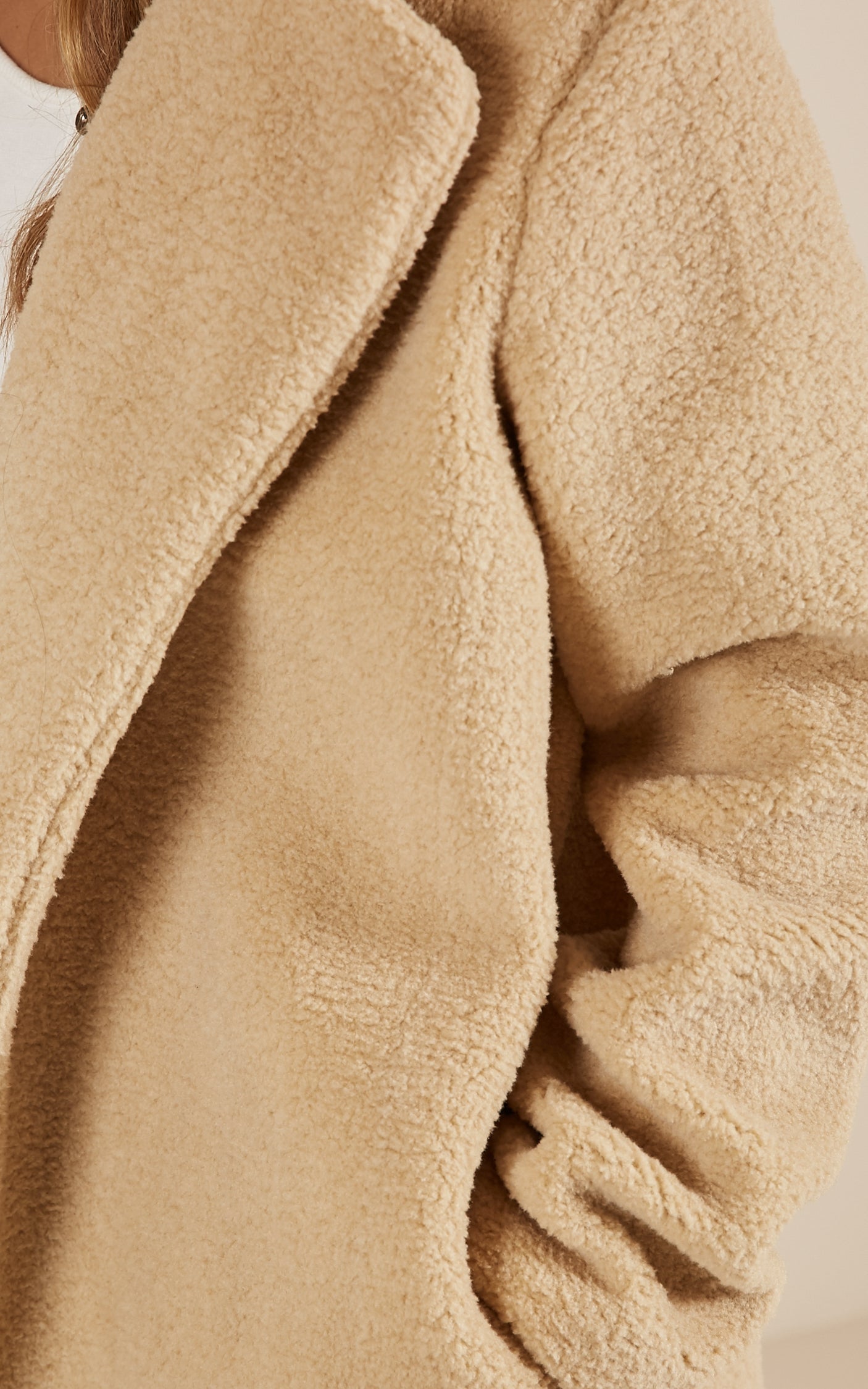 Reach Up High Coat In Beige Teddy