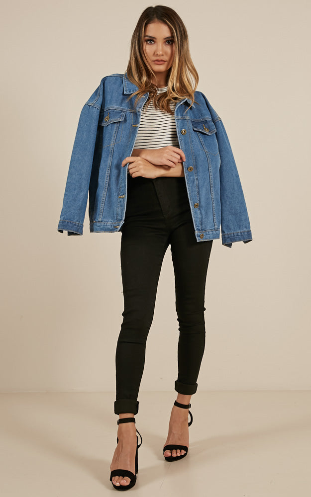 Billy Jean Jacket In Mid Wash Denim