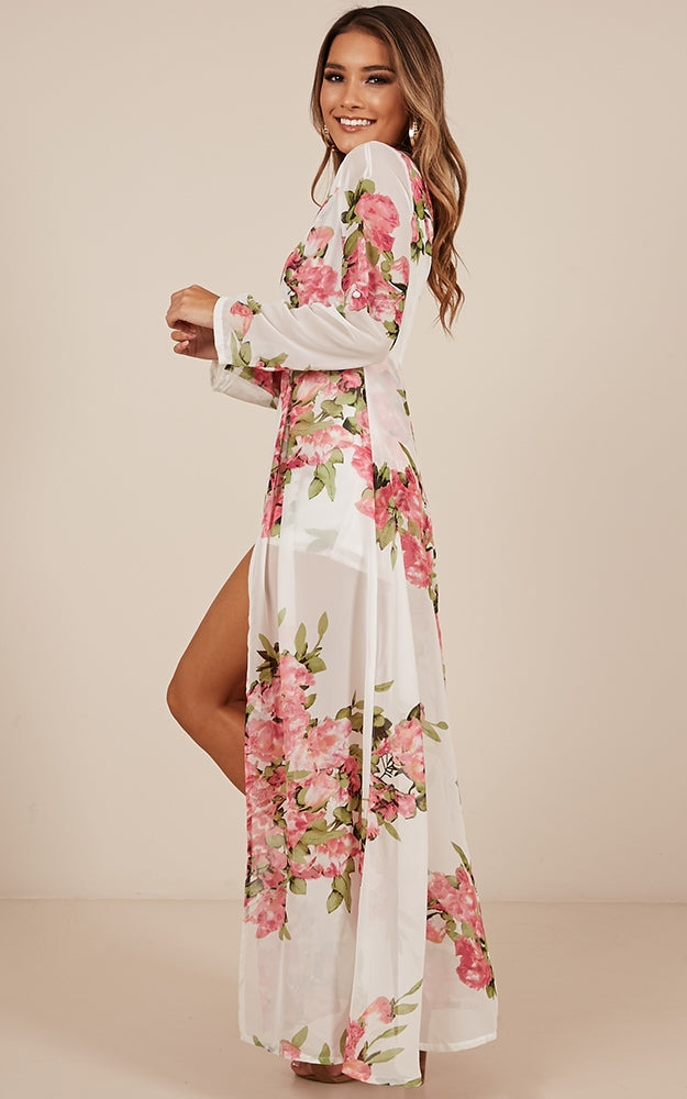 Steal The Show Playsuit In White Floral