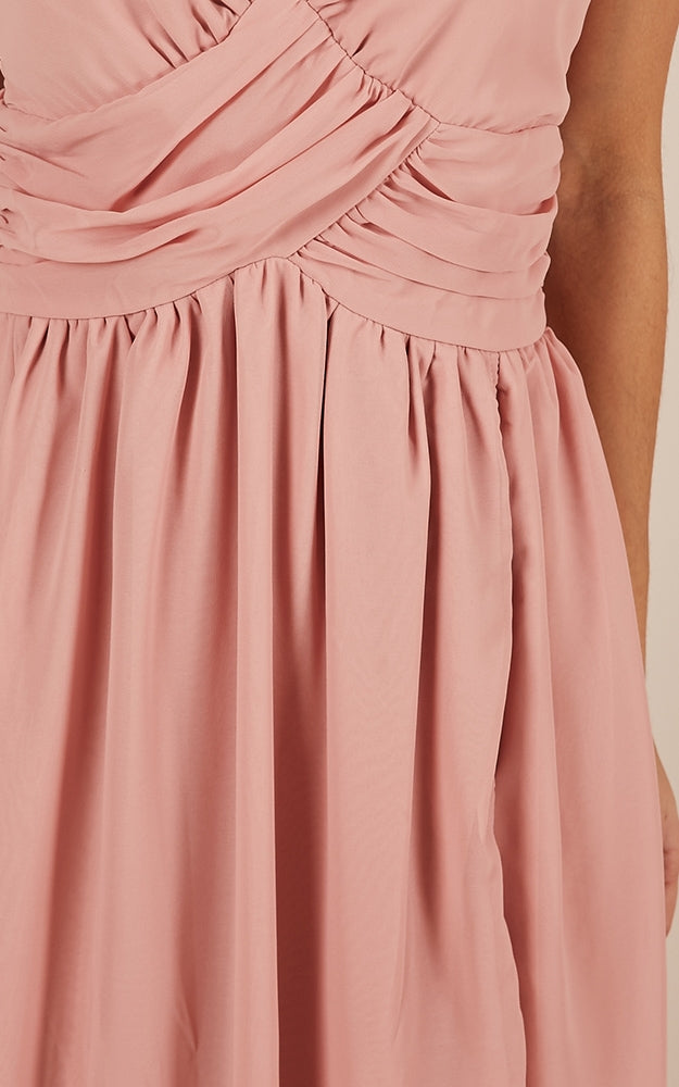 Stand Close Dress In Blush