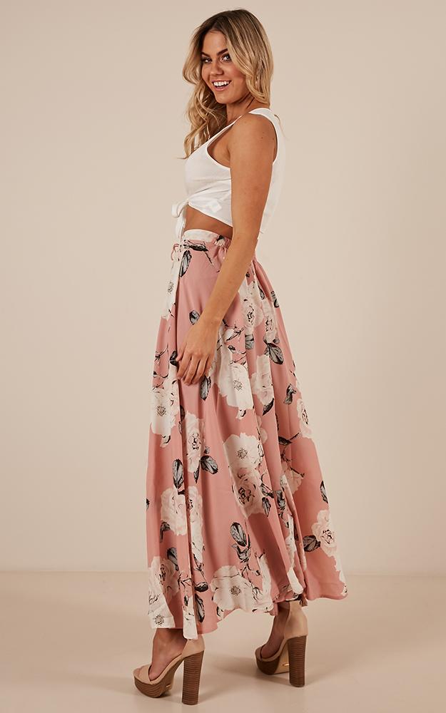 Flying On Neverland Maxi Skirt In Dusty Pink Floral