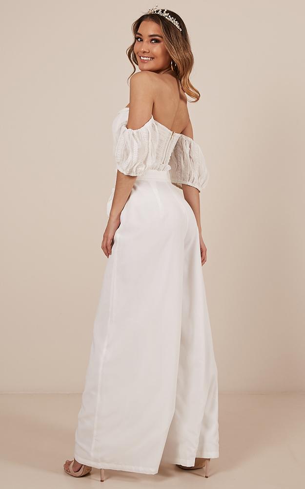 Real Feels Pants In White