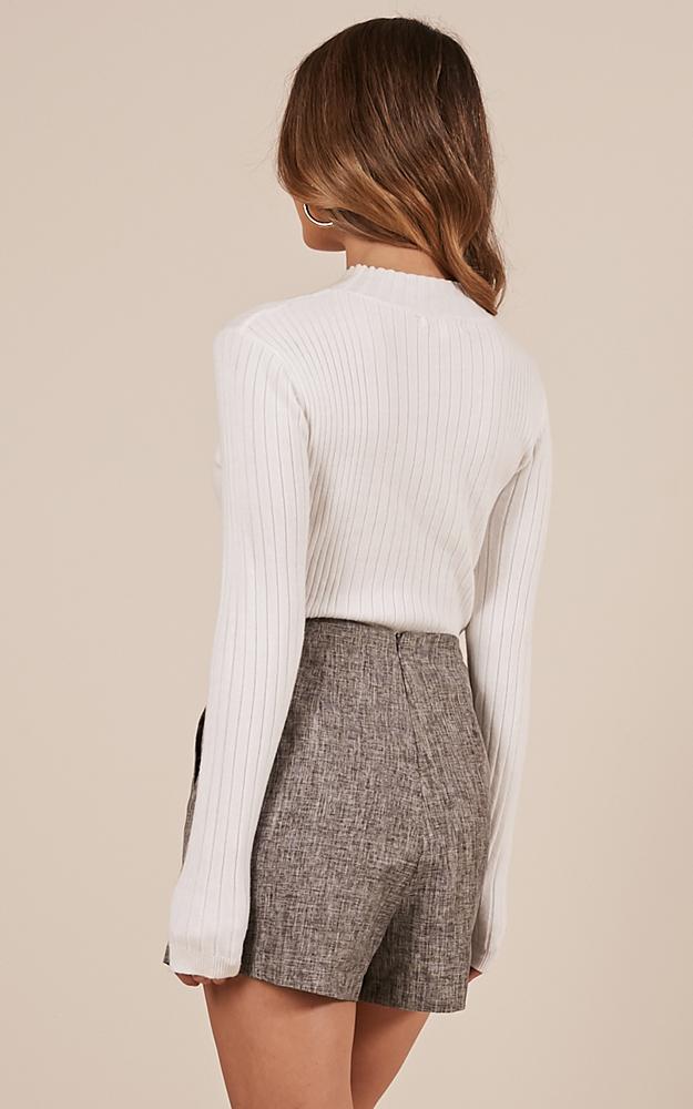 Shes The One Skorts In Grey Tweed