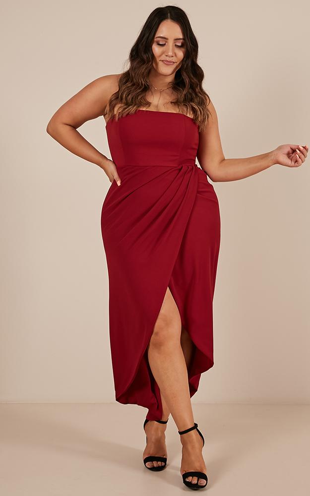 Moon Shadow Maxi Dress In Wine