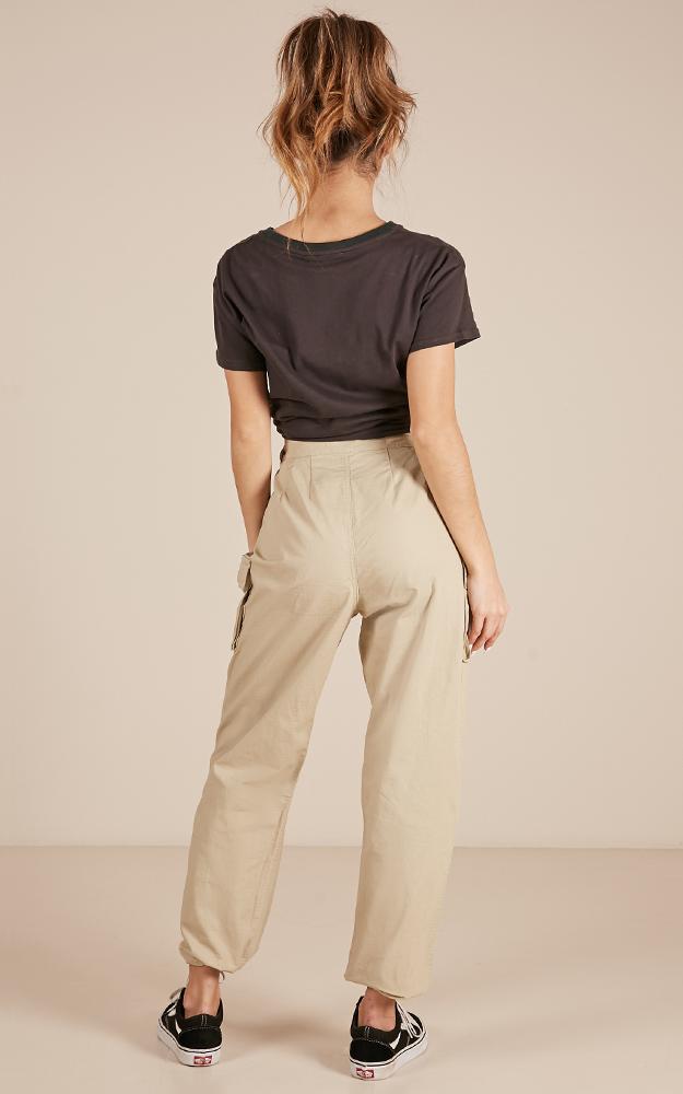 Wind Down Relaxed Pants In Beige