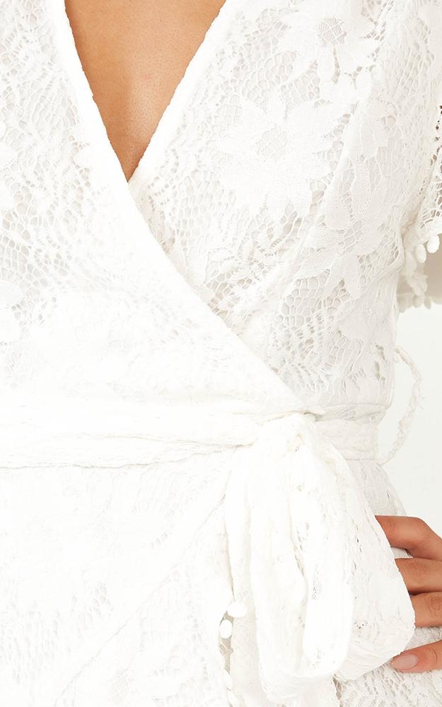 Nostalgic Summer Dress In White Lace