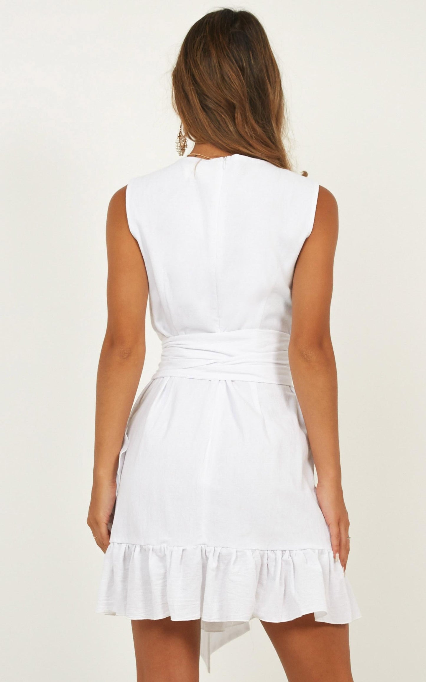 Slow Searching Dress In White
