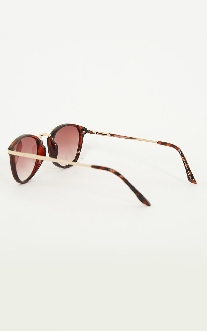 MinkPink - Reality Bites Sunglasses In Tort