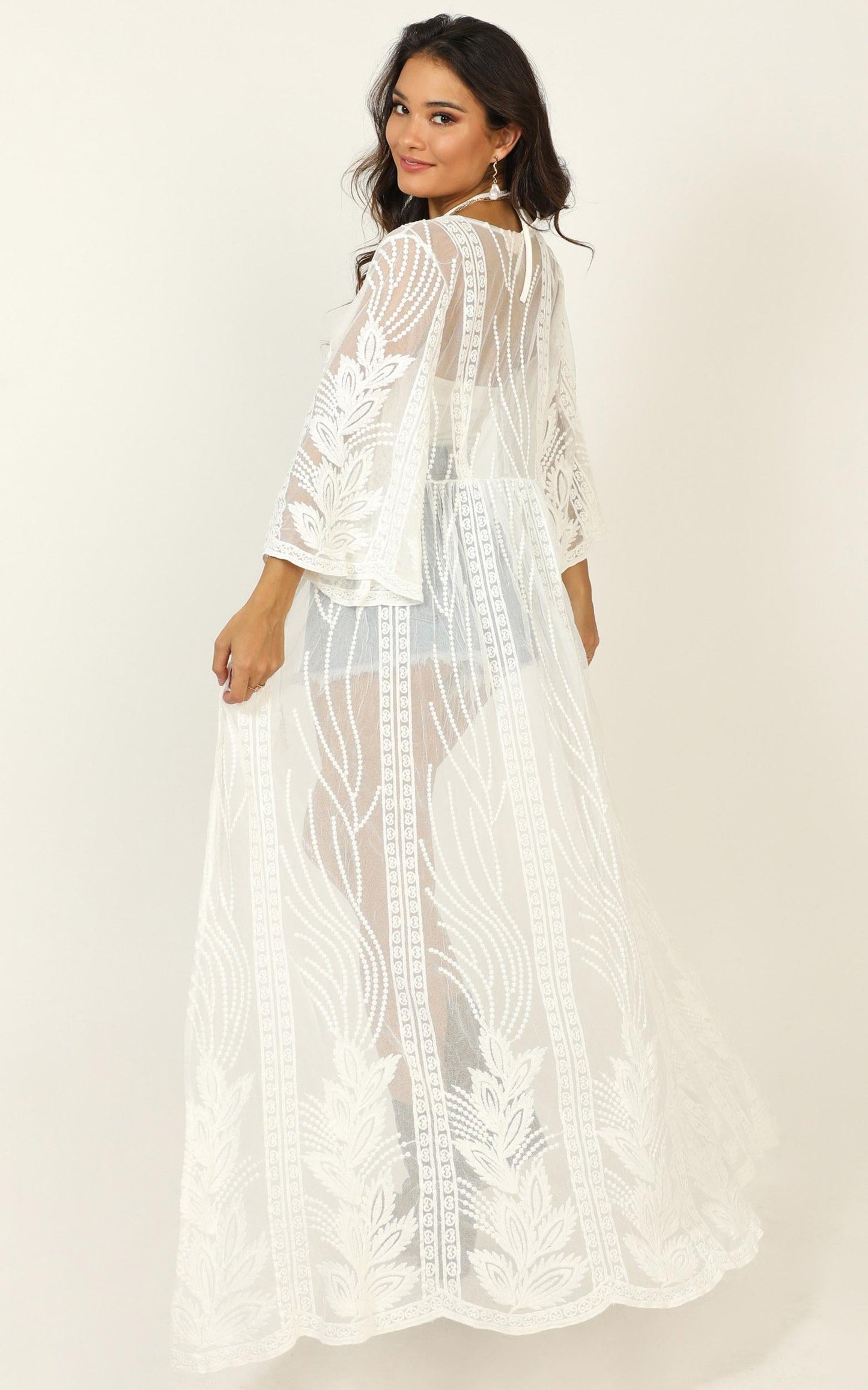 Strong Contender Kimono In White Lace