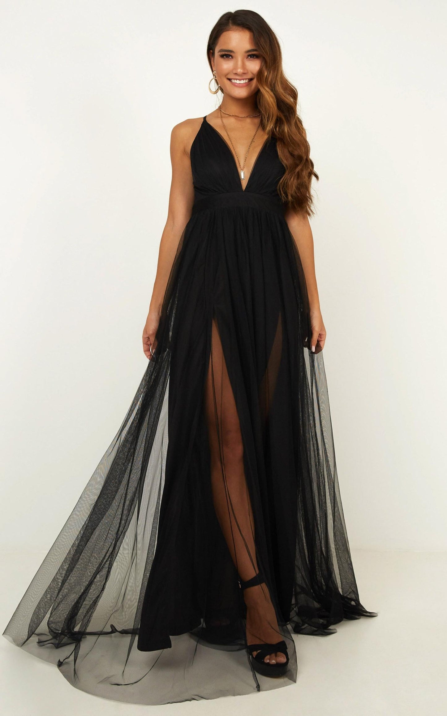 Celebrate Tonight Maxi Dress In Black