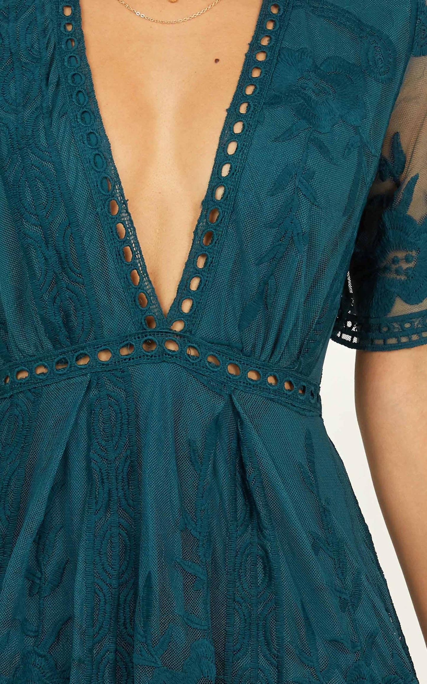 Love Spell Maxi Dress In Emerald Lace