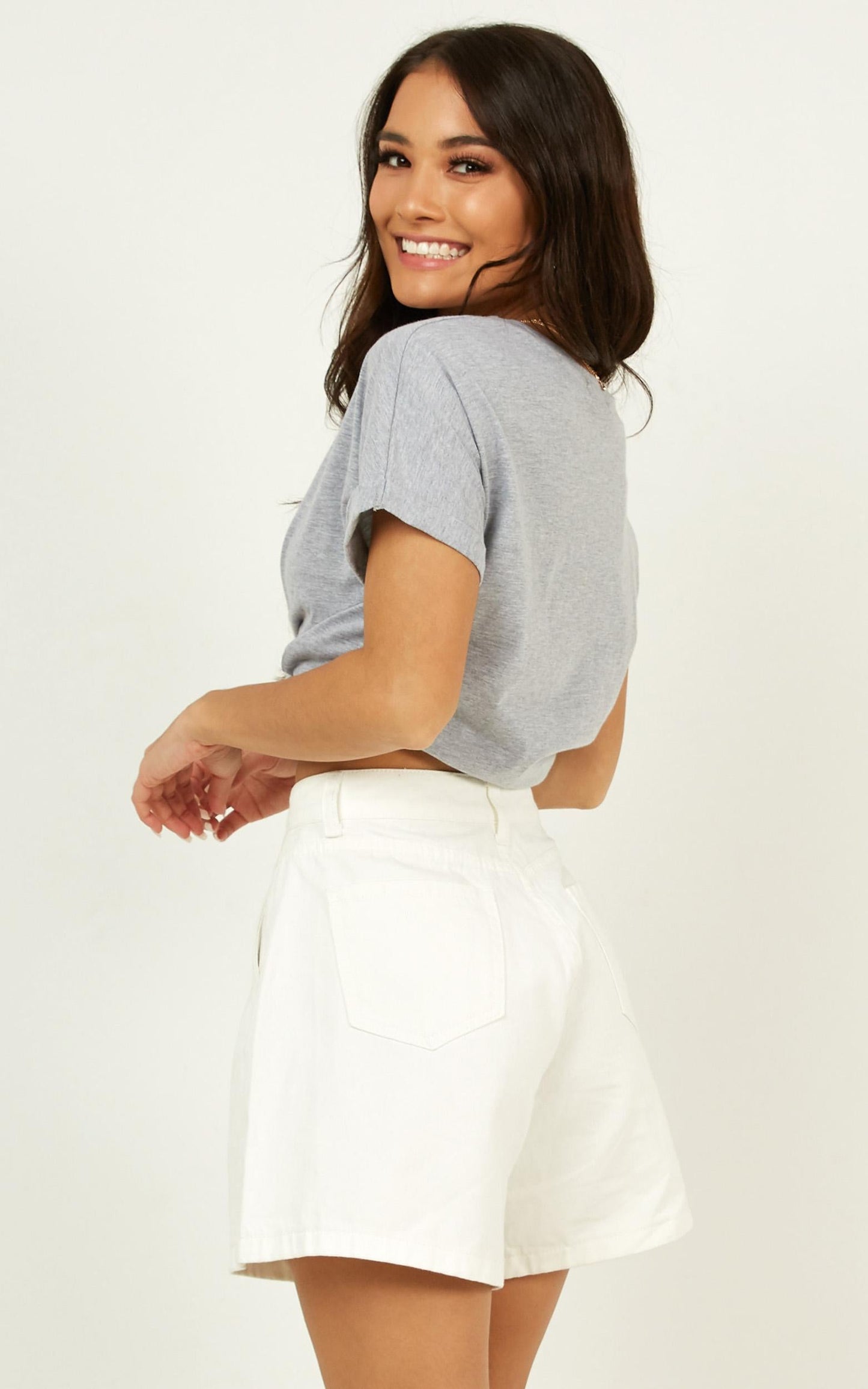 Reminds Us Shorts In White Denim