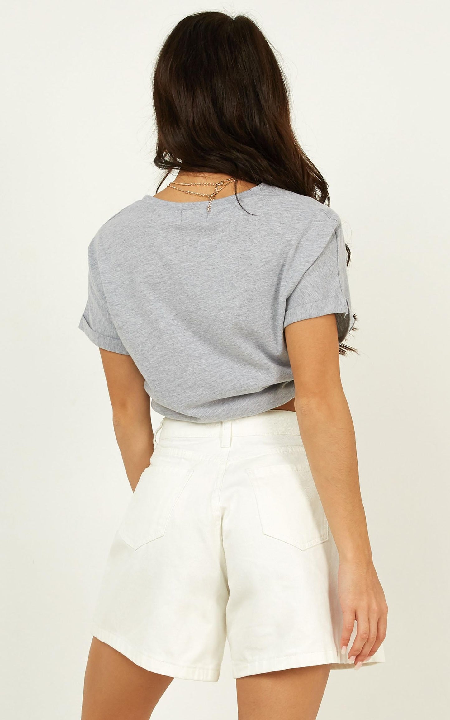 Reminds Us Shorts In White Denim