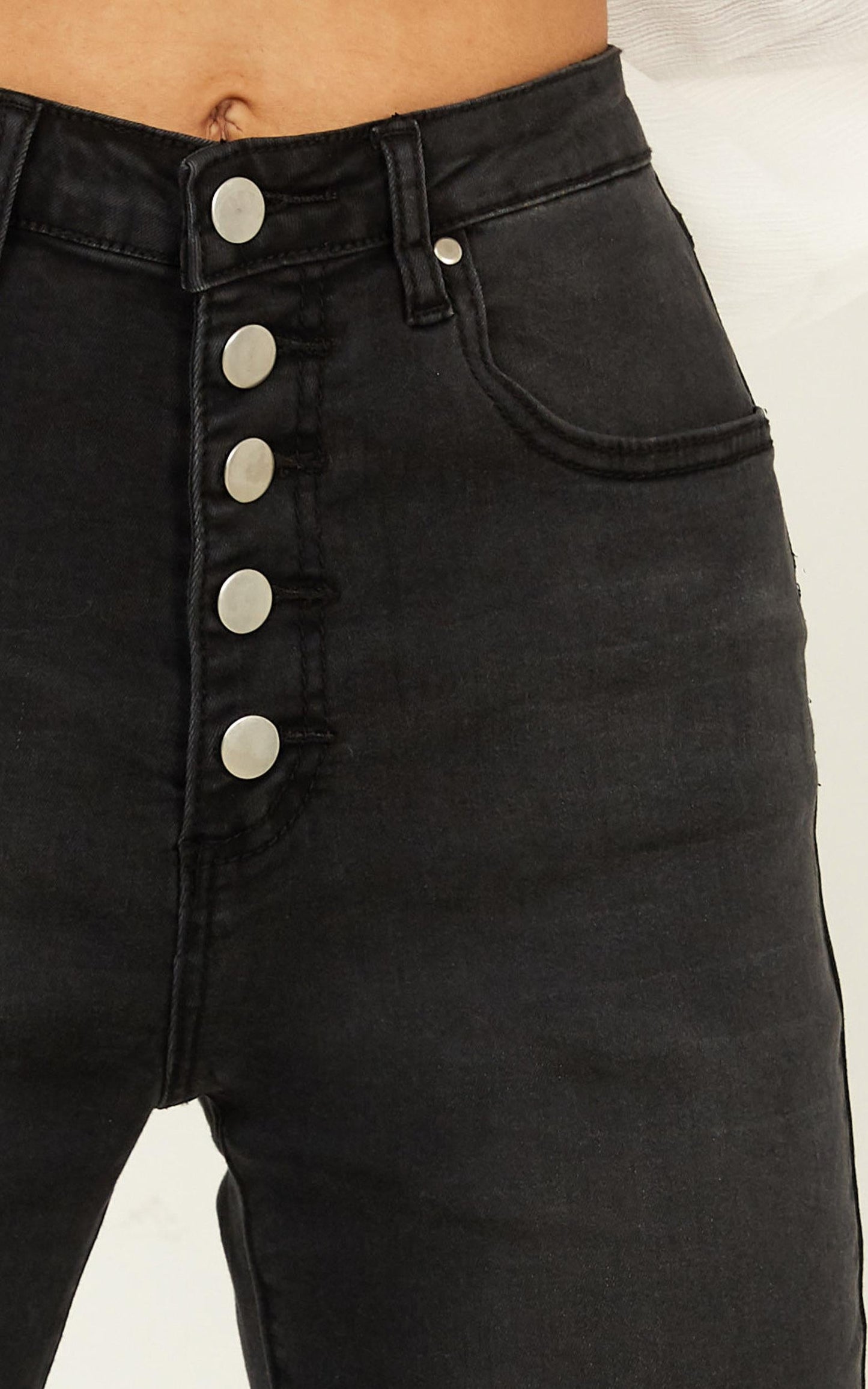 Lisa Jeans In Washed Black
