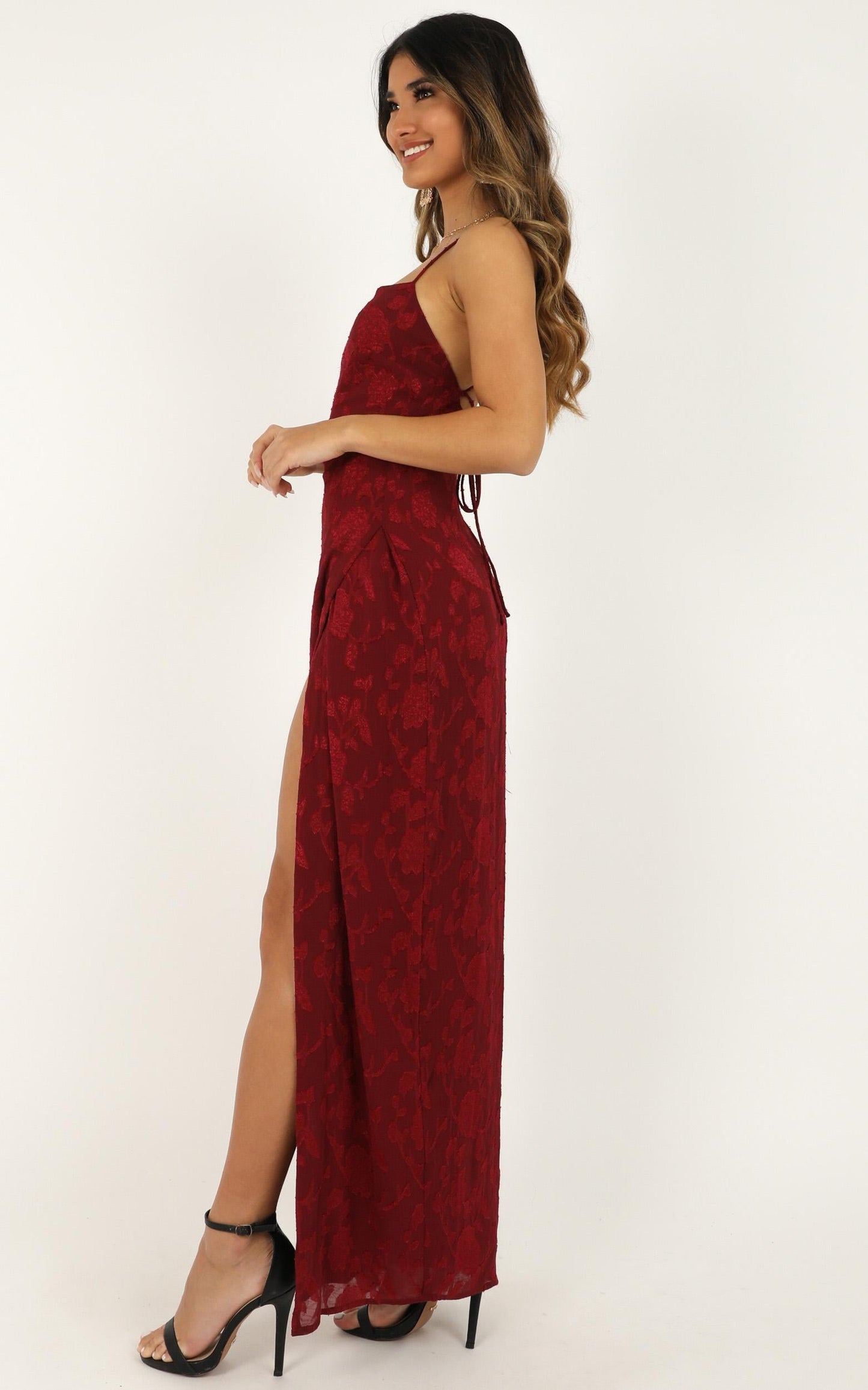 They Crisscrossed Maxi Dress In Wine Jacquard