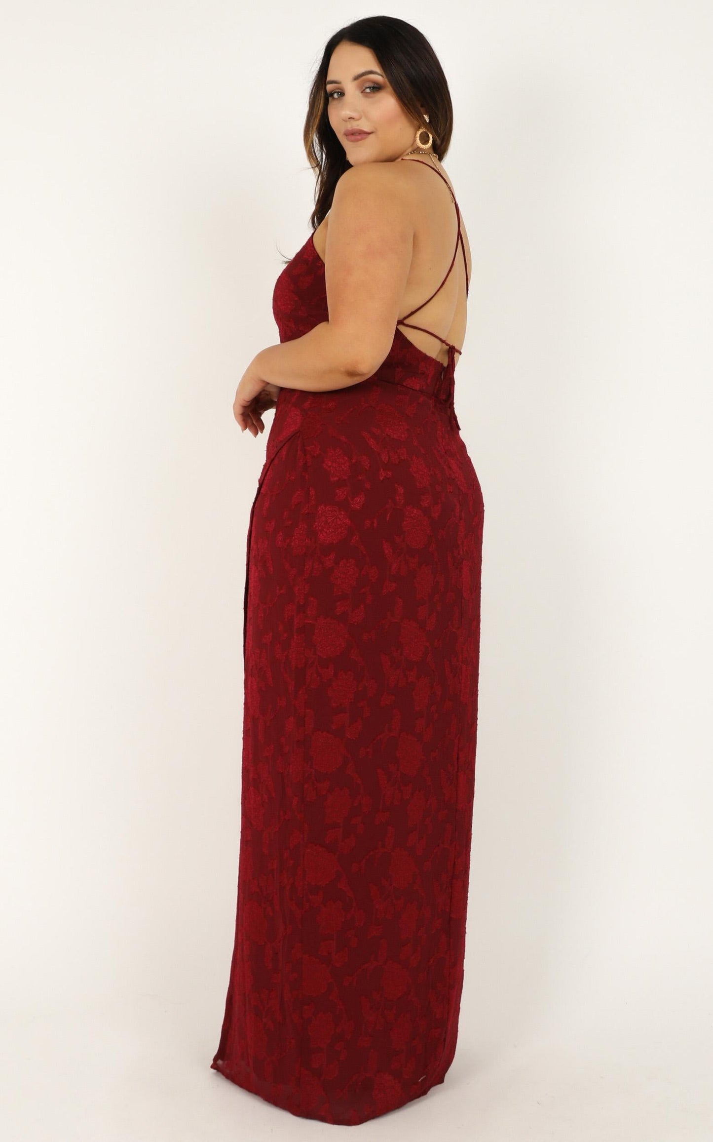 They Crisscrossed Maxi Dress In Wine Jacquard