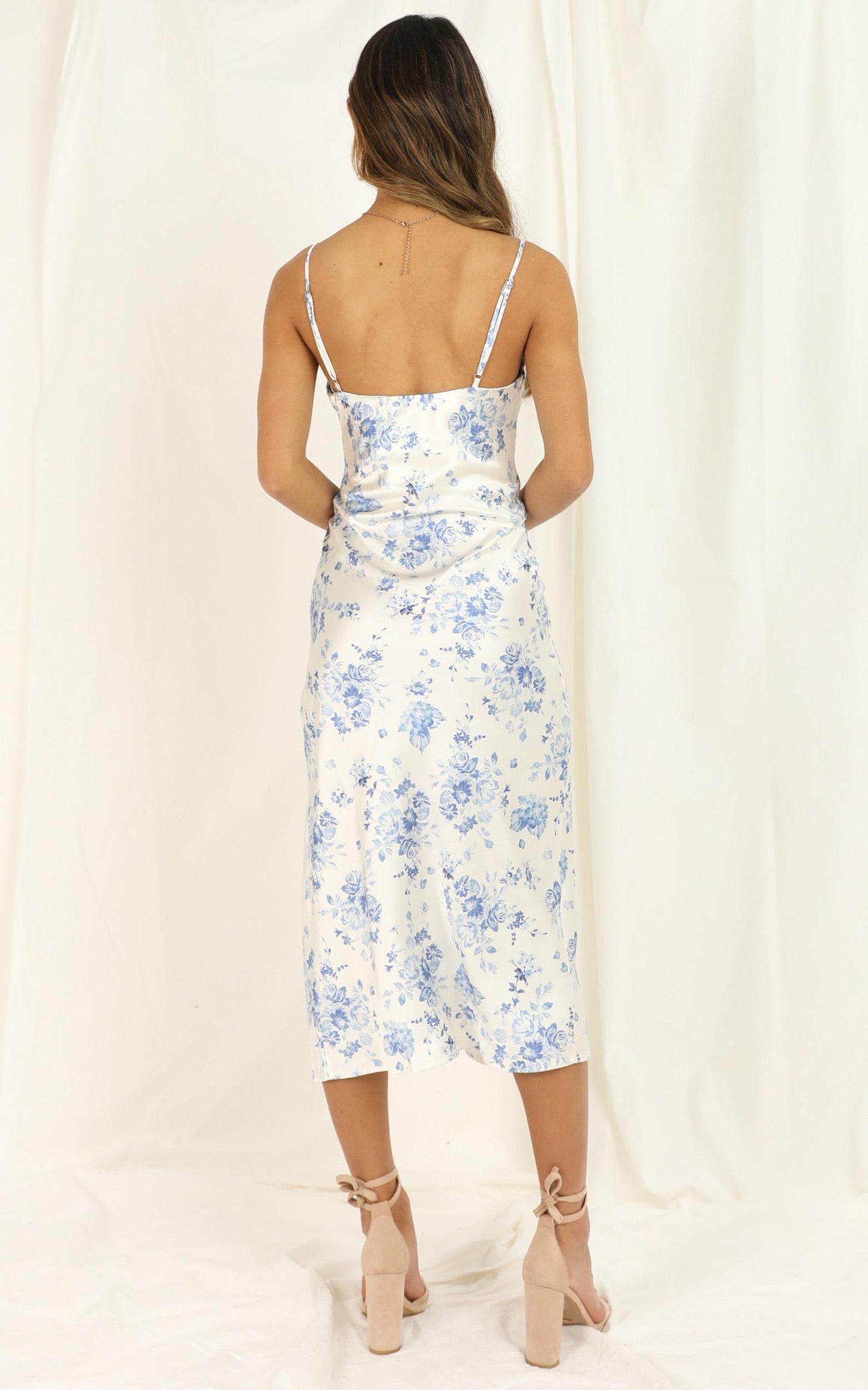 Minimizing Risk Dress In White Floral Satin