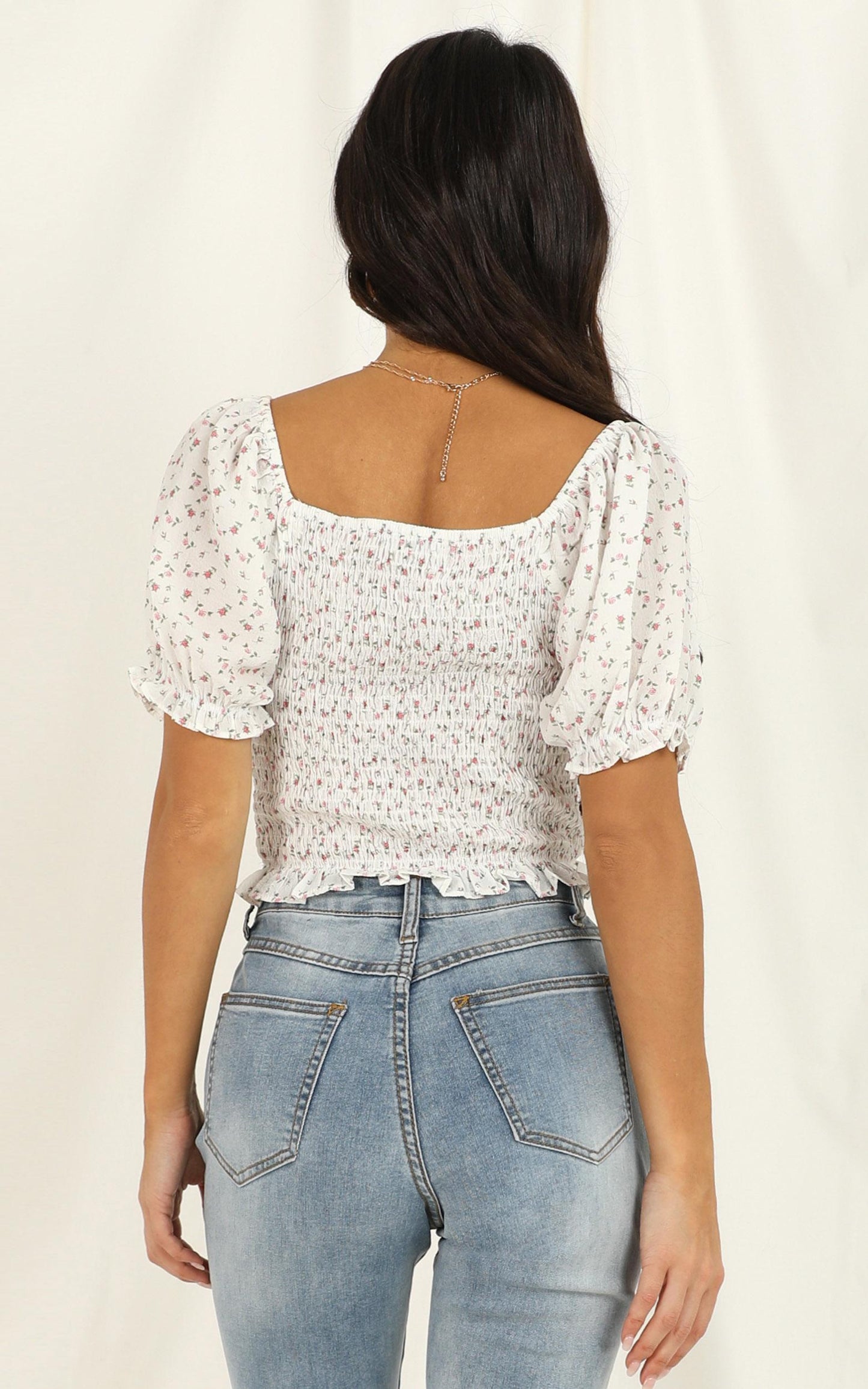 In Your Dreams Top In White Floral