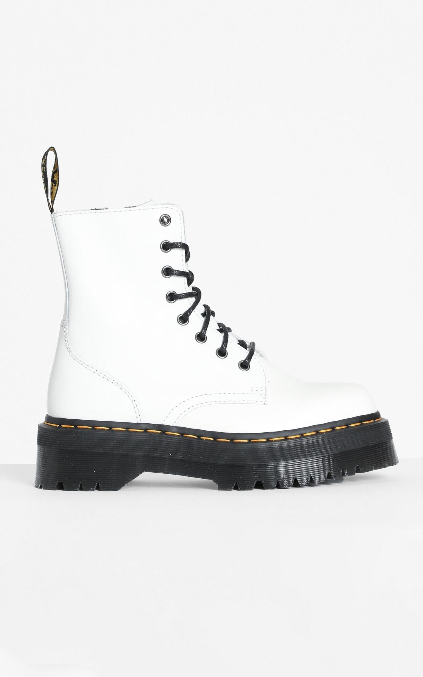 Dr. Martens - Jadon 8 Eye Boot in White