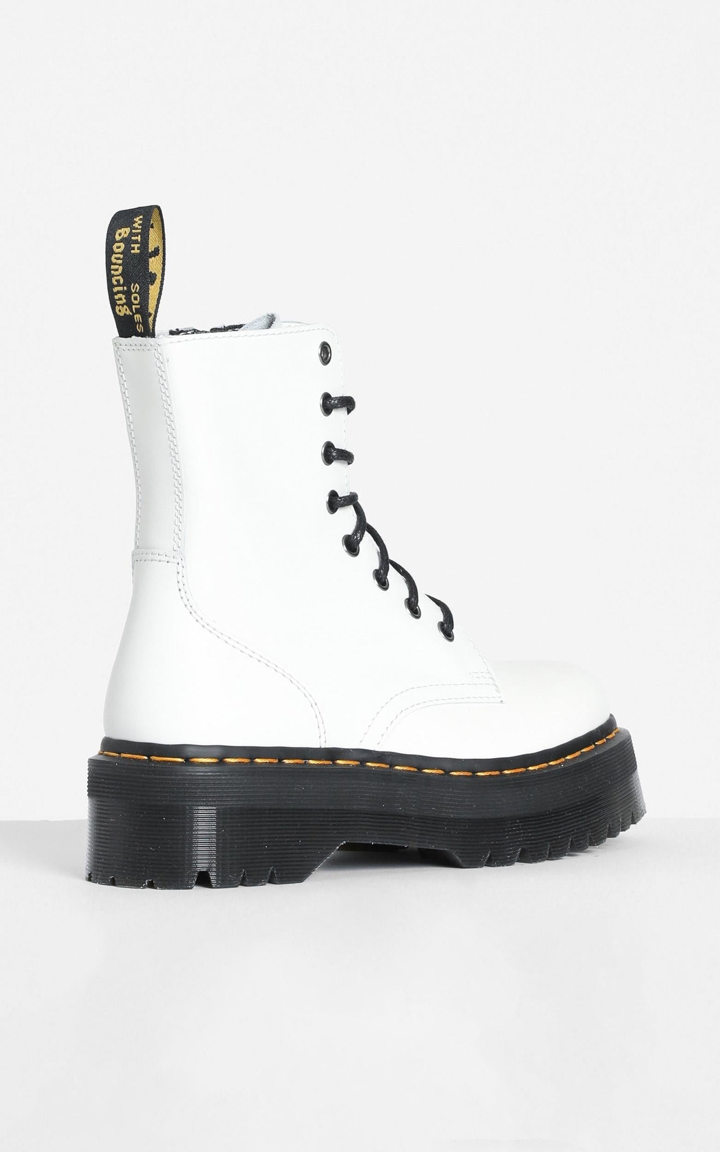 Dr. Martens - Jadon 8 Eye Boot in White