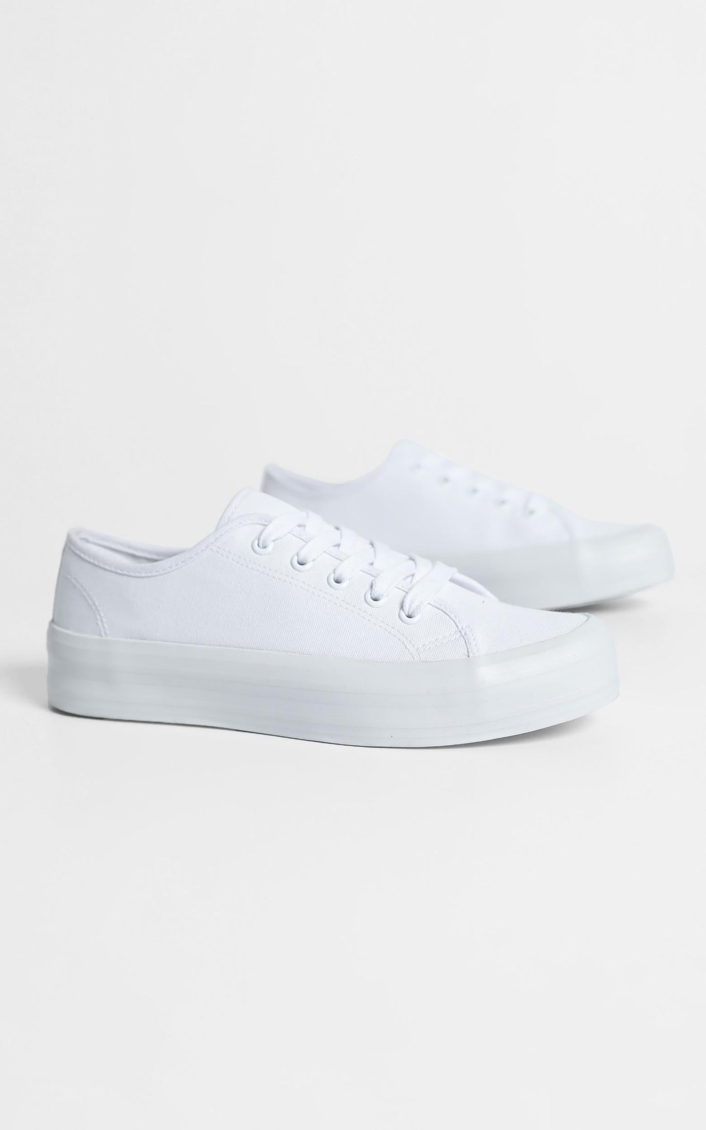 Therapy - Fiasco Sneakers in White Canvas