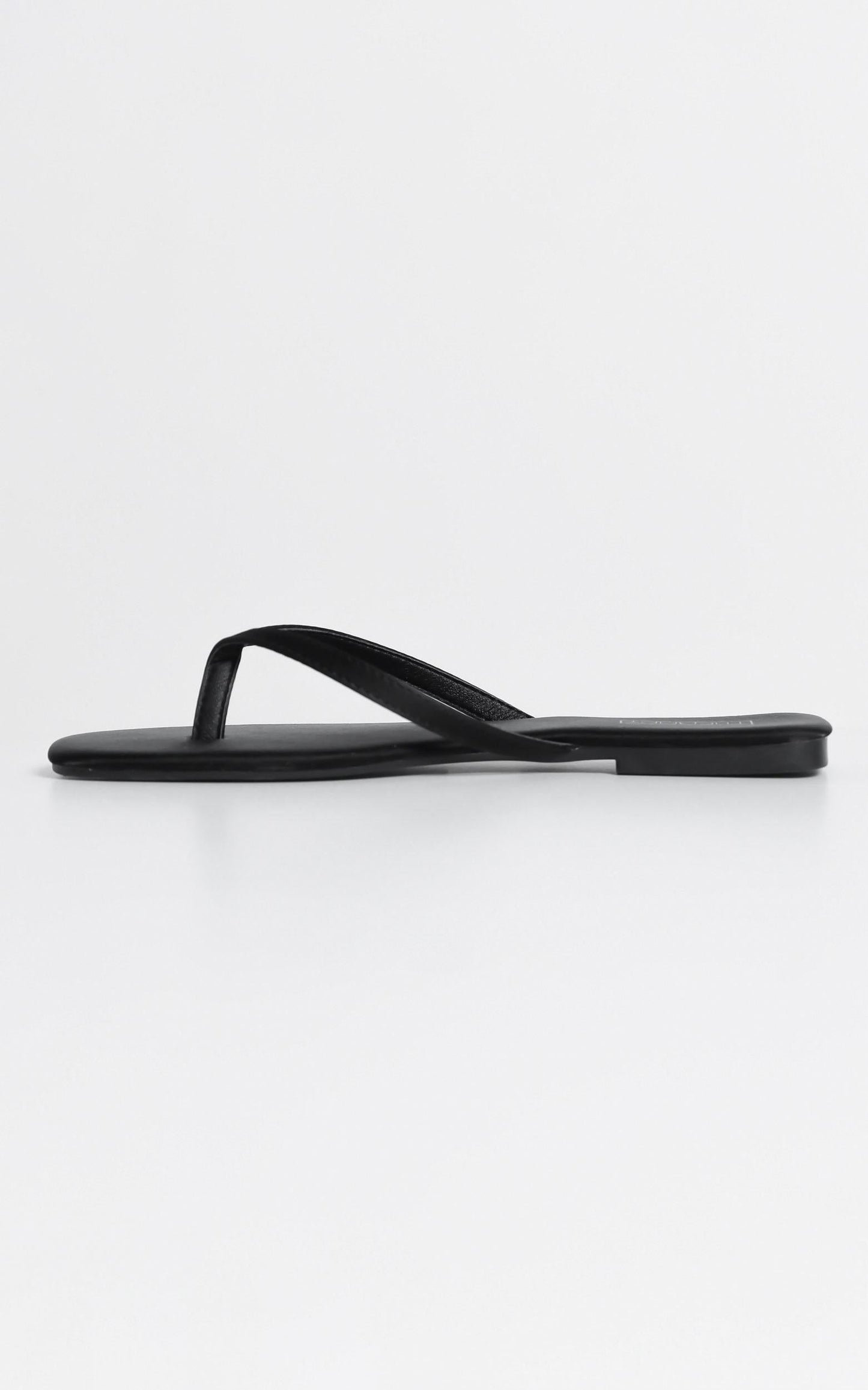Therapy - Siena Sandals in Black
