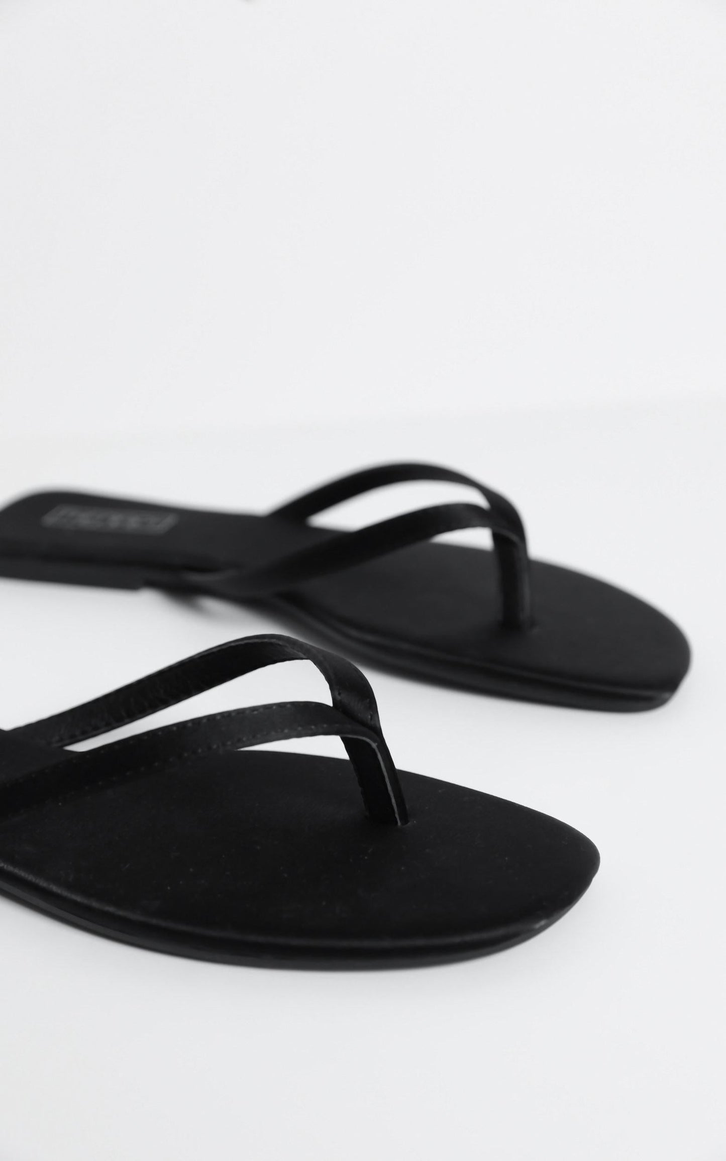 Therapy - Siena Sandals in Black